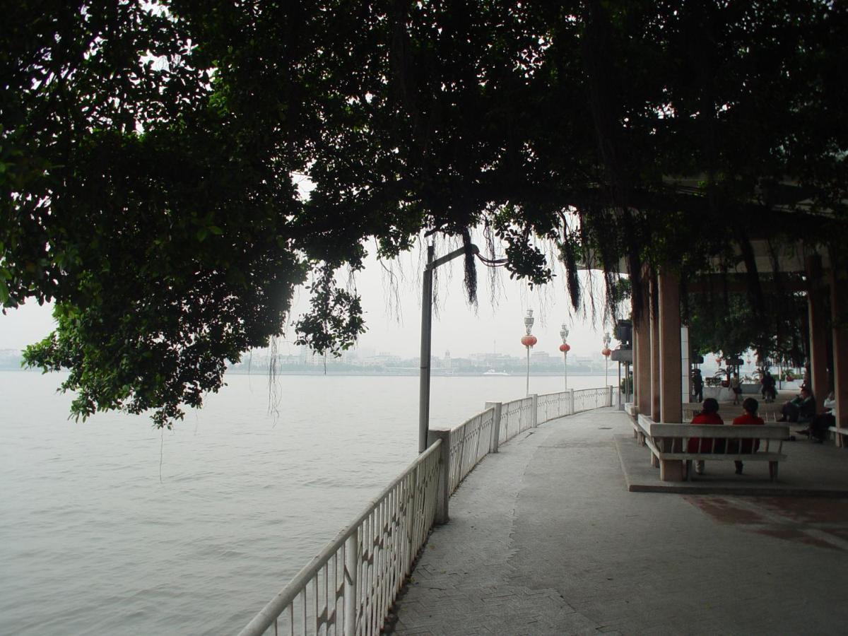 Guangdong Victory Hotel -Shamian Island Guangzhou Exteriör bild